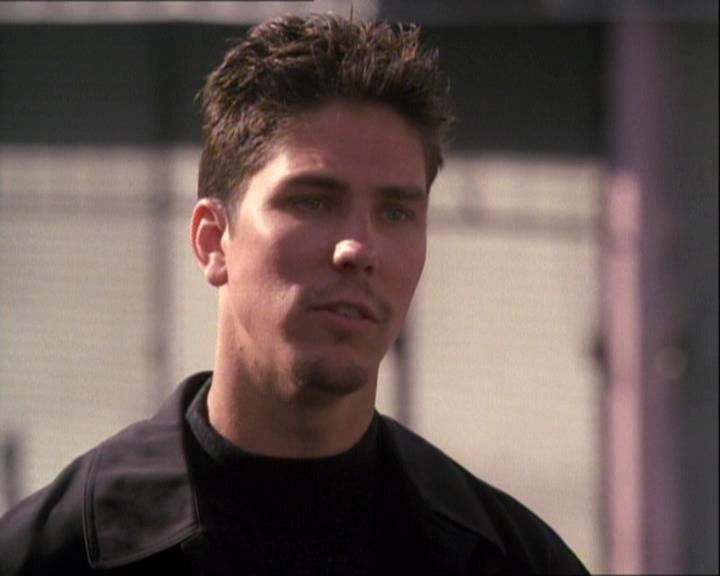 Charmed-Online-dot-net_121LoveHurts0092.jpg Charmed-Online-dot-net_121LoveHurts0092.jpg