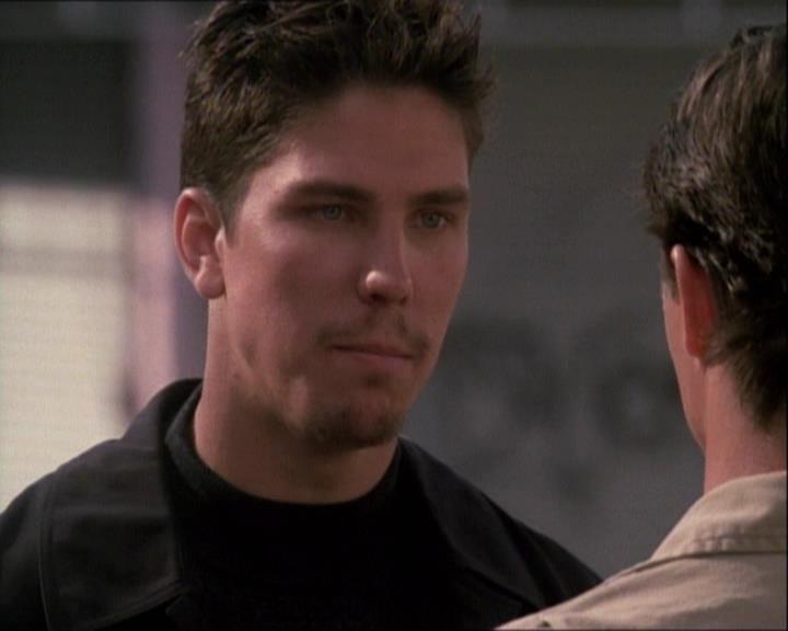 Charmed-Online-dot-net_121LoveHurts0099.jpg Charmed-Online-dot-net_121LoveHurts0099.jpg