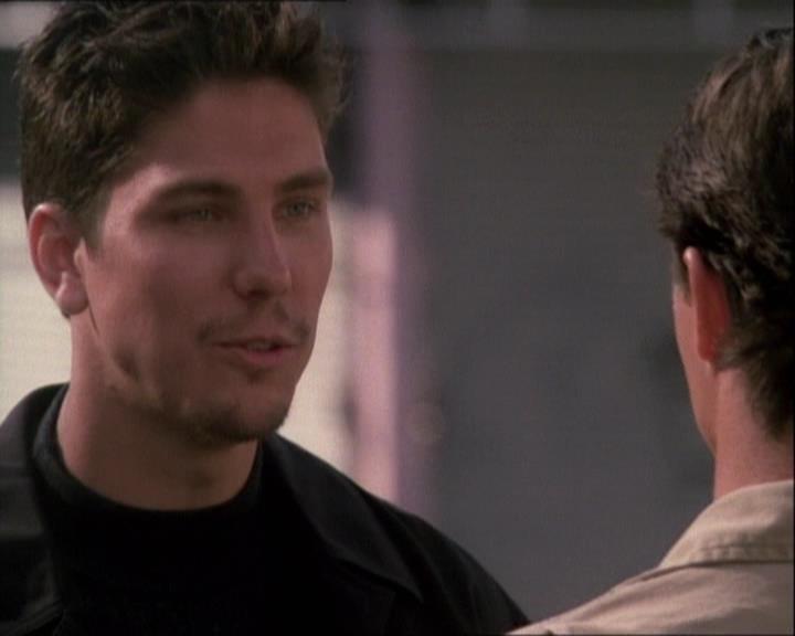 Charmed-Online-dot-net_121LoveHurts0115.jpg Charmed-Online-dot-net_121LoveHurts0115.jpg