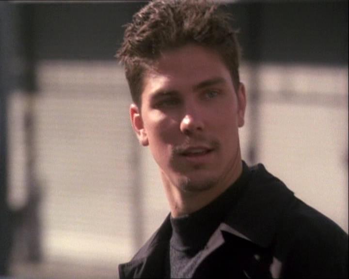 Charmed-Online-dot-net_121LoveHurts0117.jpg Charmed-Online-dot-net_121LoveHurts0117.jpg