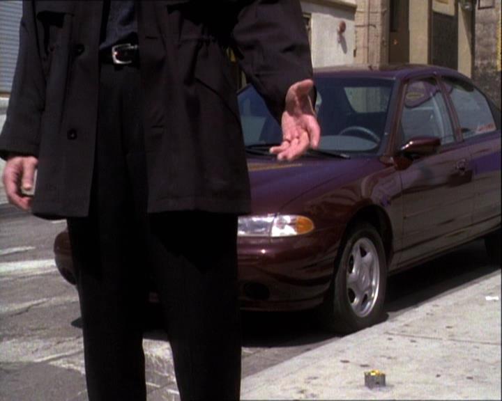 Charmed-Online-dot-net_121LoveHurts0120.jpg Charmed-Online-dot-net_121LoveHurts0120.jpg