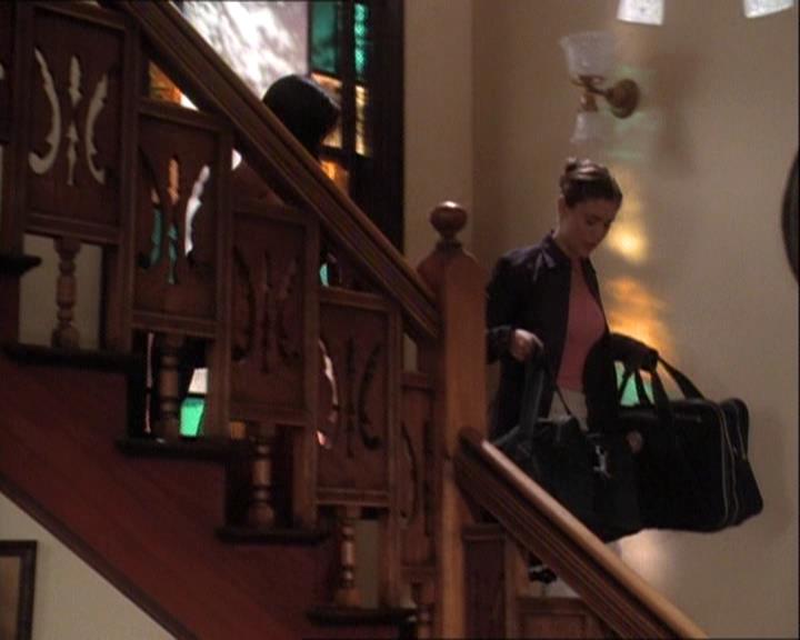 Charmed-Online-dot-net_121LoveHurts0138.jpg Charmed-Online-dot-net_121LoveHurts0138.jpg