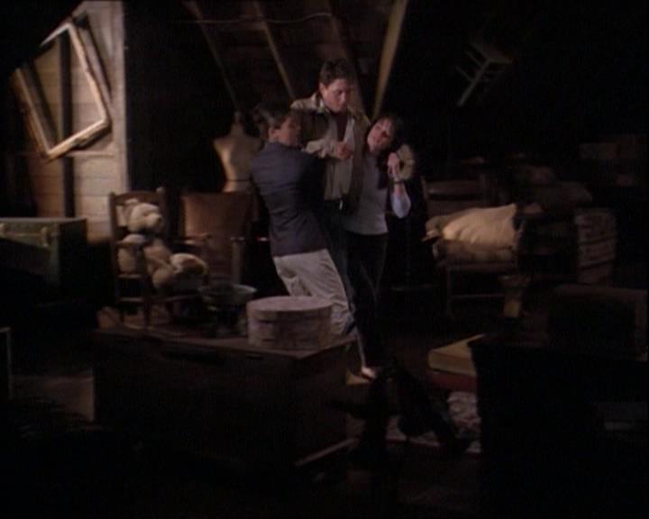 Charmed-Online-dot-net_121LoveHurts0338.jpg Charmed-Online-dot-net_121LoveHurts0338.jpg