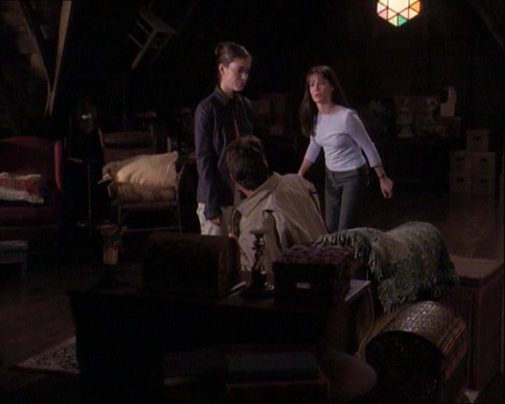 Charmed-Online-dot-net_121LoveHurts0346.jpg Charmed-Online-dot-net_121LoveHurts0346.jpg