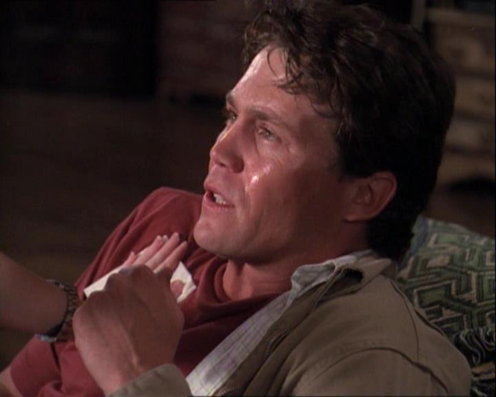 Charmed-Online-dot-net_121LoveHurts0393.jpg Charmed-Online-dot-net_121LoveHurts0393.jpg