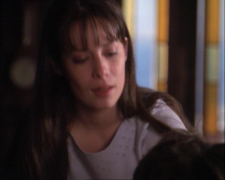 Charmed-Online-dot-net_121LoveHurts0425.jpg Charmed-Online-dot-net_121LoveHurts0425.jpg