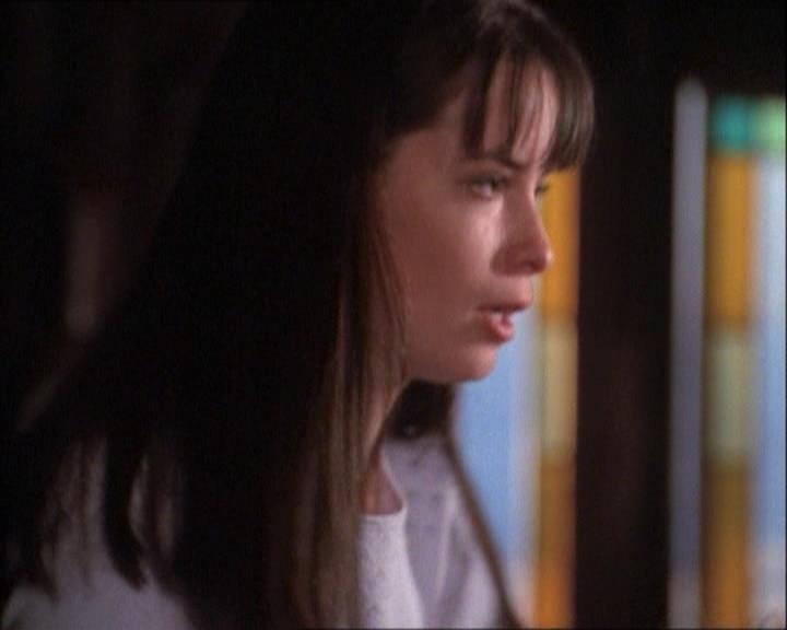 Charmed-Online-dot-net_121LoveHurts0427.jpg Charmed-Online-dot-net_121LoveHurts0427.jpg