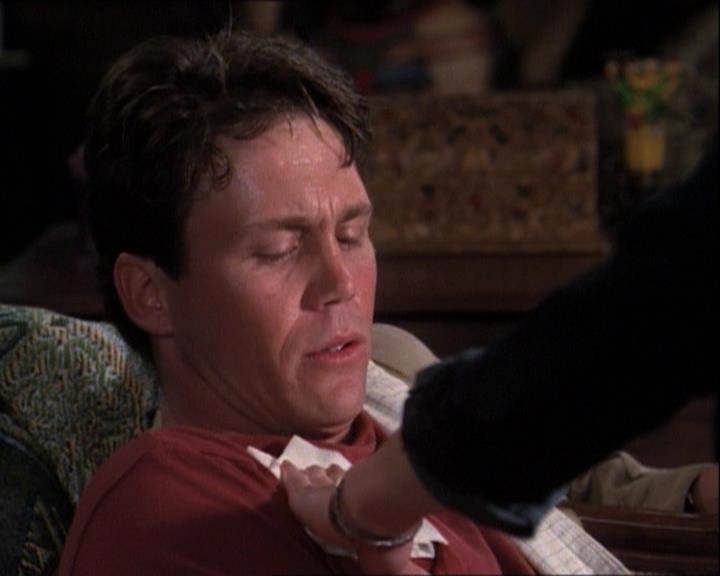 Charmed-Online-dot-net_121LoveHurts0433.jpg Charmed-Online-dot-net_121LoveHurts0433.jpg