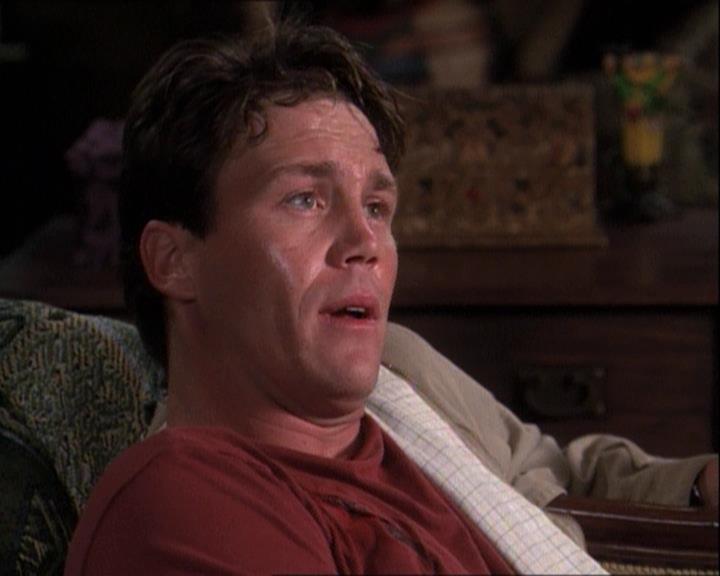 Charmed-Online-dot-net_121LoveHurts0443.jpg Charmed-Online-dot-net_121LoveHurts0443.jpg