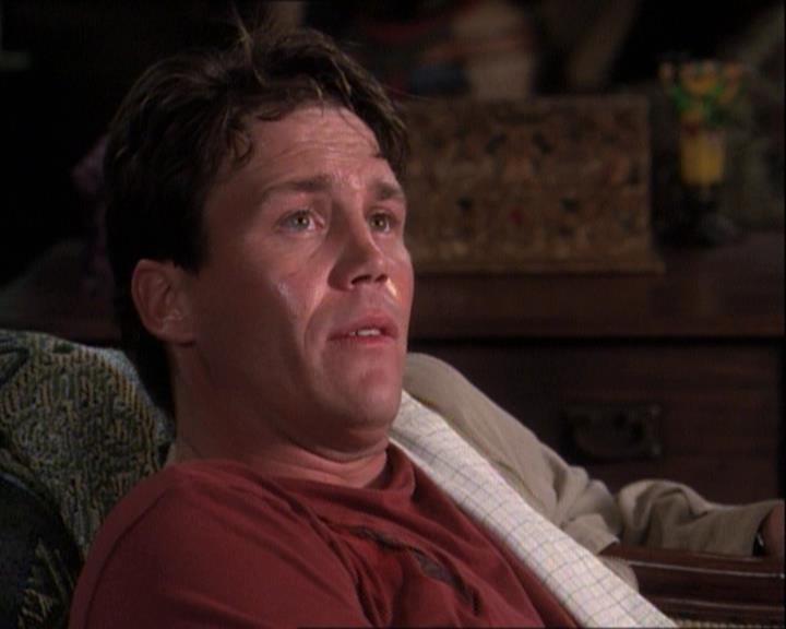 Charmed-Online-dot-net_121LoveHurts0444.jpg Charmed-Online-dot-net_121LoveHurts0444.jpg