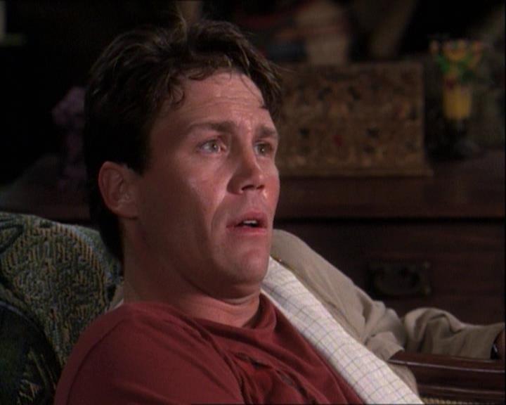 Charmed-Online-dot-net_121LoveHurts0446.jpg Charmed-Online-dot-net_121LoveHurts0446.jpg