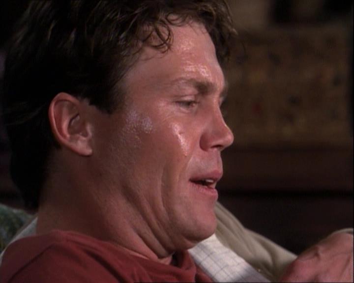 Charmed-Online-dot-net_121LoveHurts0450.jpg Charmed-Online-dot-net_121LoveHurts0450.jpg