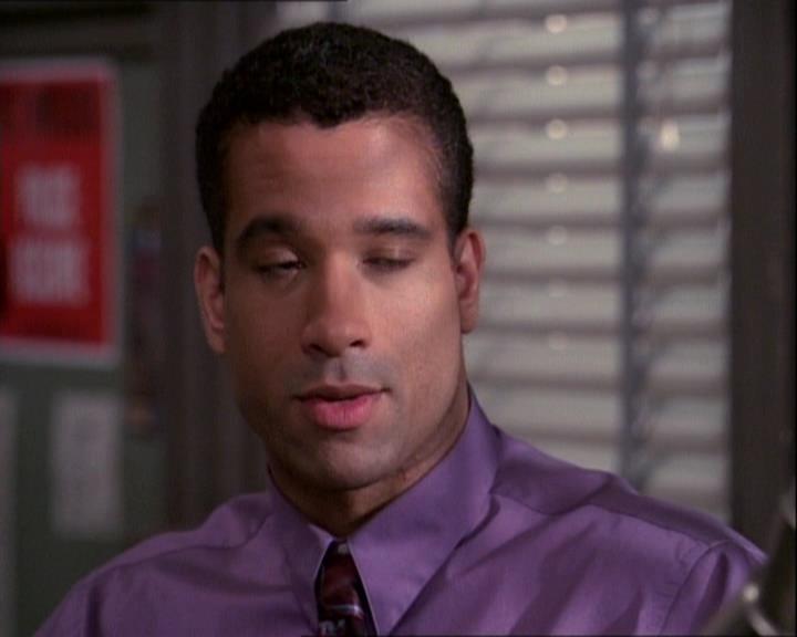 Charmed-Online-dot-net_121LoveHurts0481.jpg Charmed-Online-dot-net_121LoveHurts0481.jpg