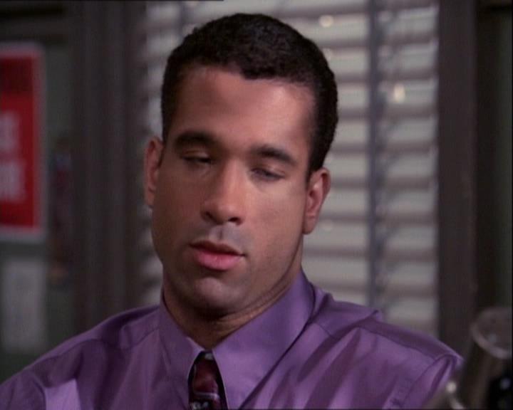 Charmed-Online-dot-net_121LoveHurts0503.jpg Charmed-Online-dot-net_121LoveHurts0503.jpg