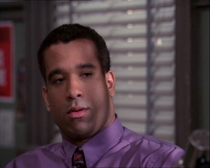 Charmed-Online-dot-net_121LoveHurts0505.jpg Charmed-Online-dot-net_121LoveHurts0505.jpg