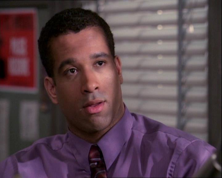 Charmed-Online-dot-net_121LoveHurts0525.jpg Charmed-Online-dot-net_121LoveHurts0525.jpg