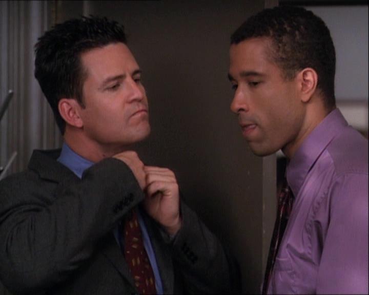 Charmed-Online-dot-net_121LoveHurts0533.jpg Charmed-Online-dot-net_121LoveHurts0533.jpg