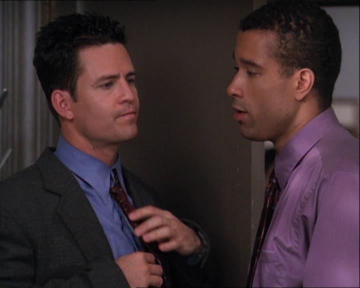 Charmed-Online-dot-net_121LoveHurts0535.jpg Charmed-Online-dot-net_121LoveHurts0535.jpg