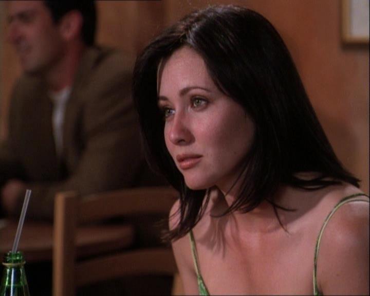 Charmed-Online-dot-net_121LoveHurts0649.jpg Charmed-Online-dot-net_121LoveHurts0649.jpg