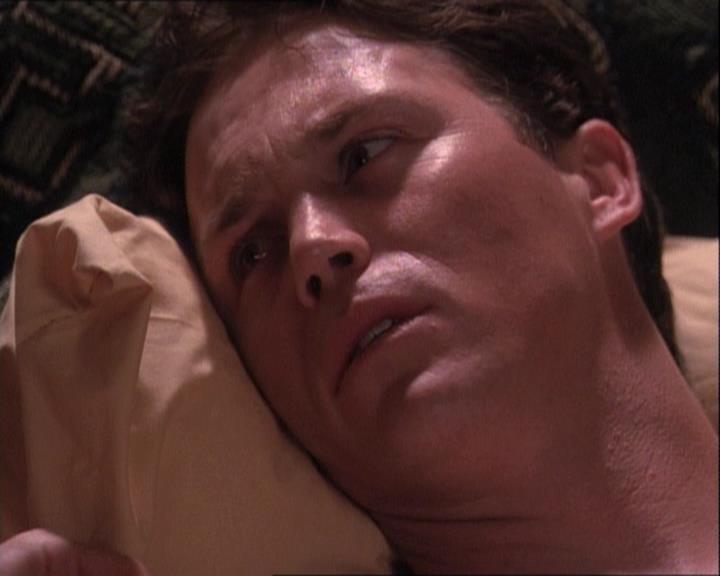 Charmed-Online-dot-net_121LoveHurts0772.jpg Charmed-Online-dot-net_121LoveHurts0772.jpg