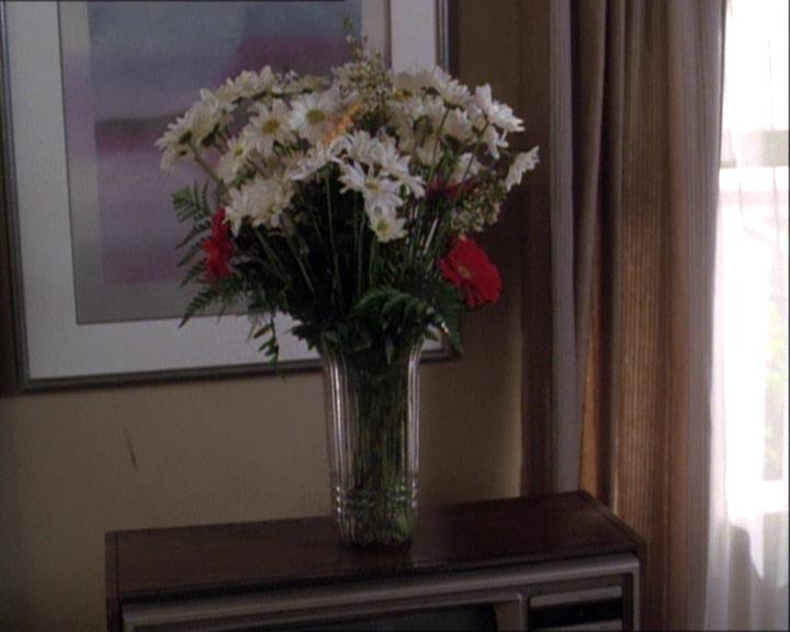 Charmed-Online-dot-net_121LoveHurts0876.jpg Charmed-Online-dot-net_121LoveHurts0876.jpg