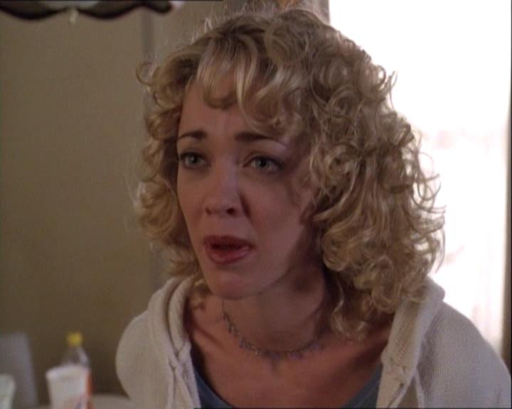 Charmed-Online-dot-net_121LoveHurts0890.jpg Charmed-Online-dot-net_121LoveHurts0890.jpg