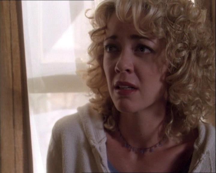 Charmed-Online-dot-net_121LoveHurts0926.jpg Charmed-Online-dot-net_121LoveHurts0926.jpg