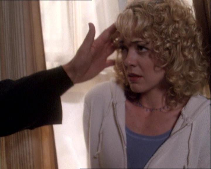 Charmed-Online-dot-net_121LoveHurts0938.jpg Charmed-Online-dot-net_121LoveHurts0938.jpg