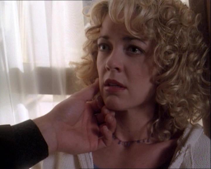 Charmed-Online-dot-net_121LoveHurts0947.jpg Charmed-Online-dot-net_121LoveHurts0947.jpg