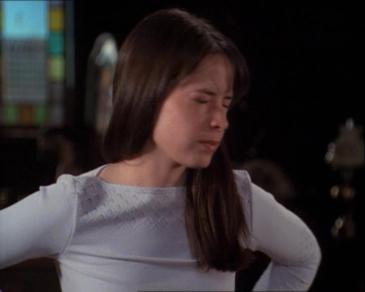 Charmed-Online-dot-net_121LoveHurts1095.jpg Charmed-Online-dot-net_121LoveHurts1095.jpg
