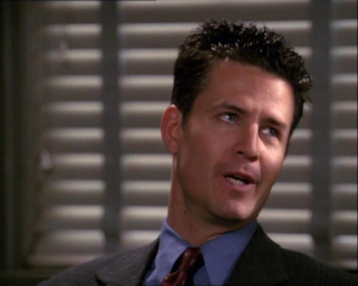 Charmed-Online-dot-net_121LoveHurts1205.jpg Charmed-Online-dot-net_121LoveHurts1205.jpg