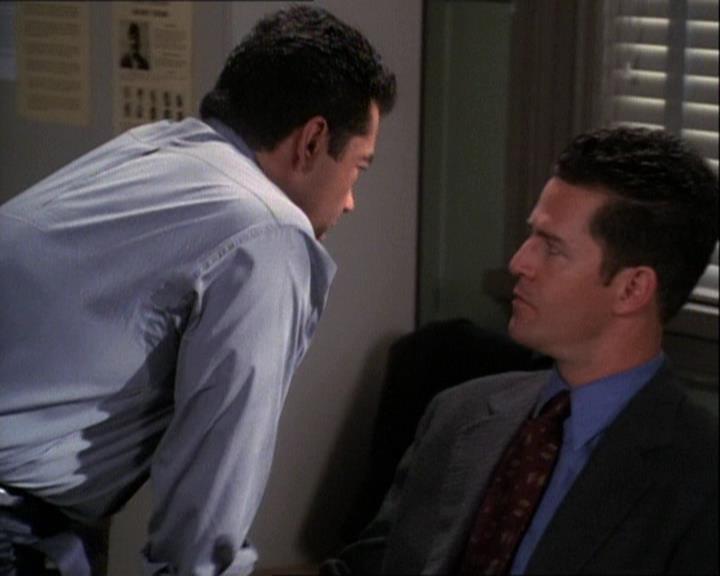 Charmed-Online-dot-net_121LoveHurts1217.jpg Charmed-Online-dot-net_121LoveHurts1217.jpg