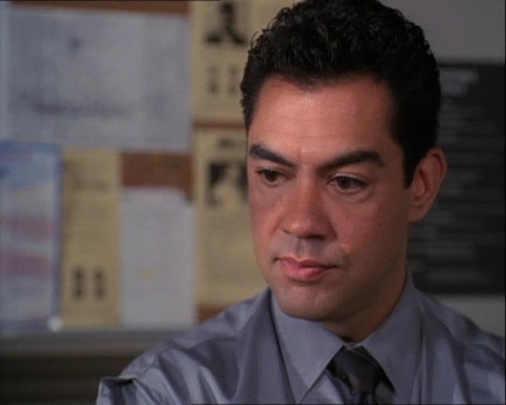 Charmed-Online-dot-net_121LoveHurts1232.jpg Charmed-Online-dot-net_121LoveHurts1232.jpg