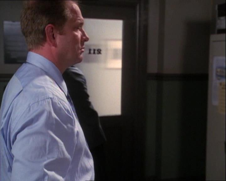 Charmed-Online-dot-net_121LoveHurts1249.jpg Charmed-Online-dot-net_121LoveHurts1249.jpg