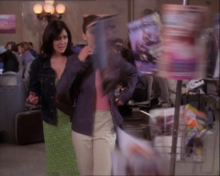 Charmed-Online-dot-net_121LoveHurts1308.jpg Charmed-Online-dot-net_121LoveHurts1308.jpg