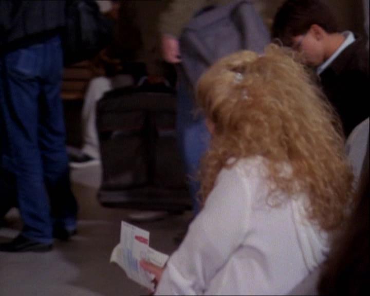 Charmed-Online-dot-net_121LoveHurts1317.jpg Charmed-Online-dot-net_121LoveHurts1317.jpg