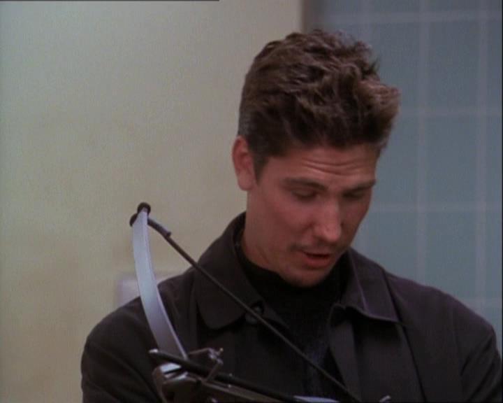 Charmed-Online-dot-net_121LoveHurts1408.jpg Charmed-Online-dot-net_121LoveHurts1408.jpg