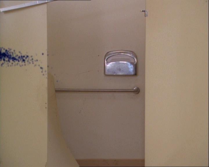 Charmed-Online-dot-net_121LoveHurts1427.jpg Charmed-Online-dot-net_121LoveHurts1427.jpg