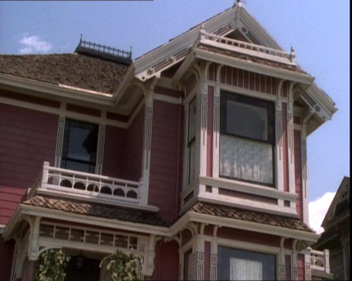 Charmed-Online-dot-net_121LoveHurts1438.jpg Charmed-Online-dot-net_121LoveHurts1438.jpg