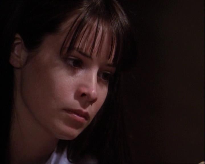 Charmed-Online-dot-net_121LoveHurts1458.jpg Charmed-Online-dot-net_121LoveHurts1458.jpg