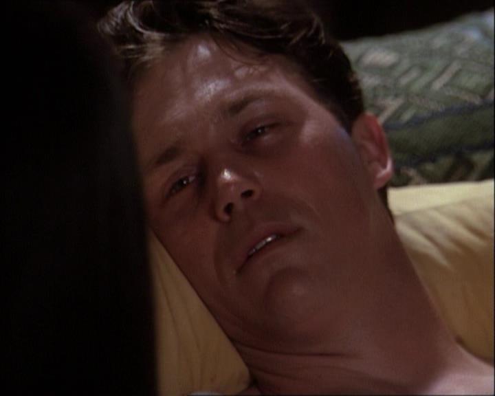 Charmed-Online-dot-net_121LoveHurts1464.jpg Charmed-Online-dot-net_121LoveHurts1464.jpg