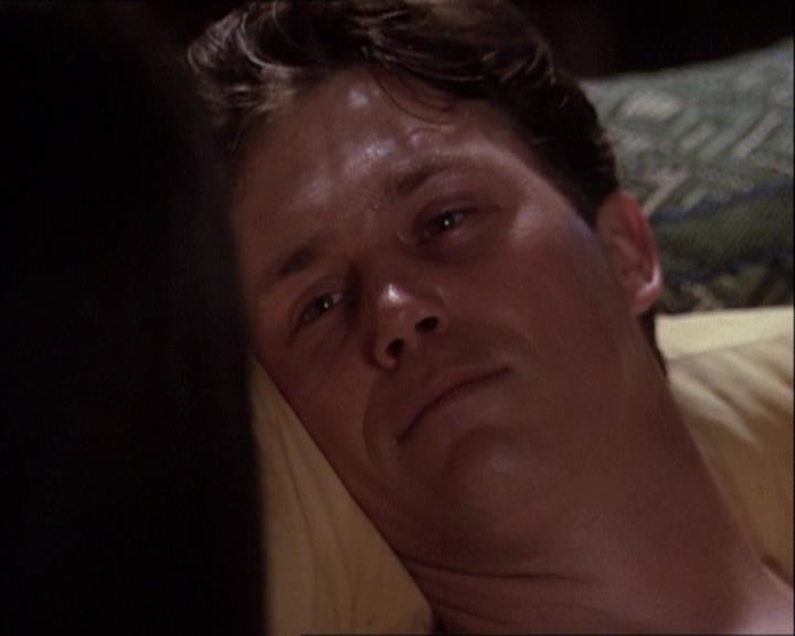 Charmed-Online-dot-net_121LoveHurts1470.jpg Charmed-Online-dot-net_121LoveHurts1470.jpg