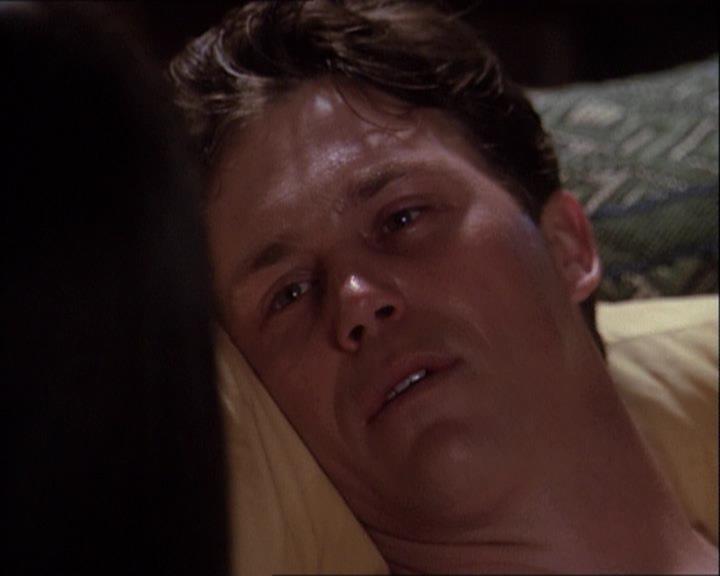 Charmed-Online-dot-net_121LoveHurts1473.jpg Charmed-Online-dot-net_121LoveHurts1473.jpg