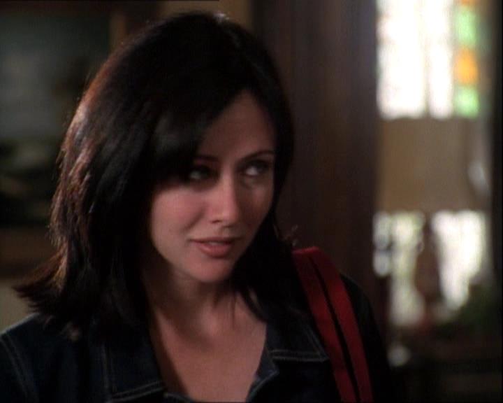 Charmed-Online-dot-net_121LoveHurts1510.jpg Charmed-Online-dot-net_121LoveHurts1510.jpg