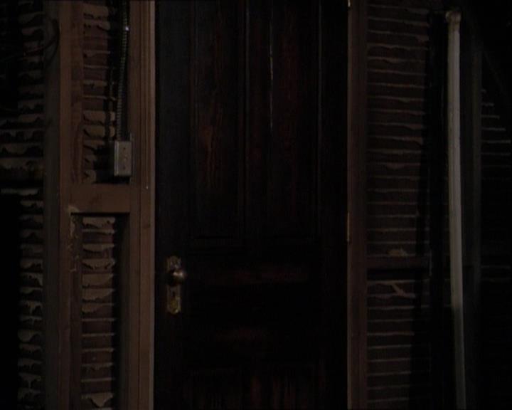 Charmed-Online-dot-net_121LoveHurts1516.jpg Charmed-Online-dot-net_121LoveHurts1516.jpg