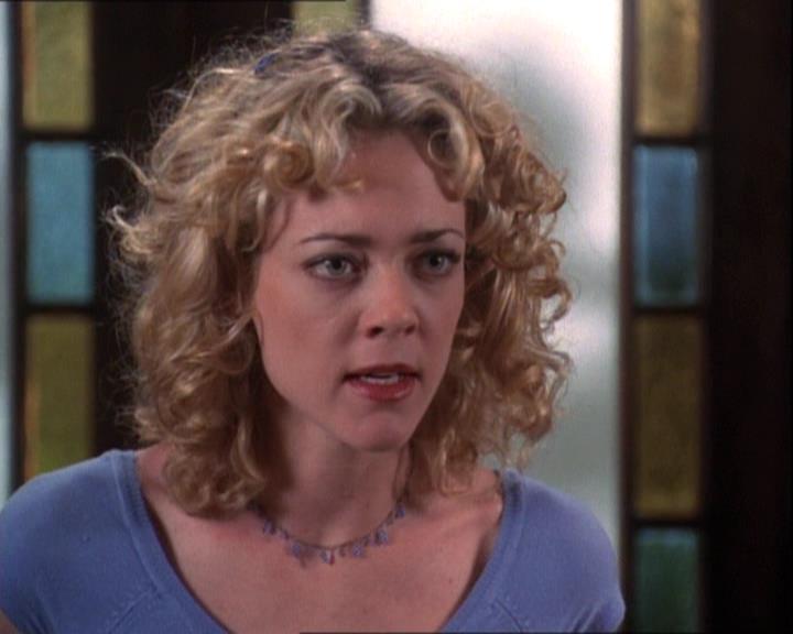 Charmed-Online-dot-net_121LoveHurts1555.jpg Charmed-Online-dot-net_121LoveHurts1555.jpg