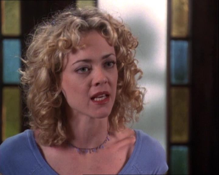 Charmed-Online-dot-net_121LoveHurts1557.jpg Charmed-Online-dot-net_121LoveHurts1557.jpg