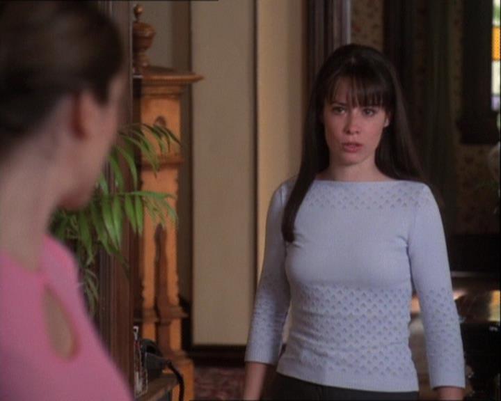 Charmed-Online-dot-net_121LoveHurts1578.jpg Charmed-Online-dot-net_121LoveHurts1578.jpg