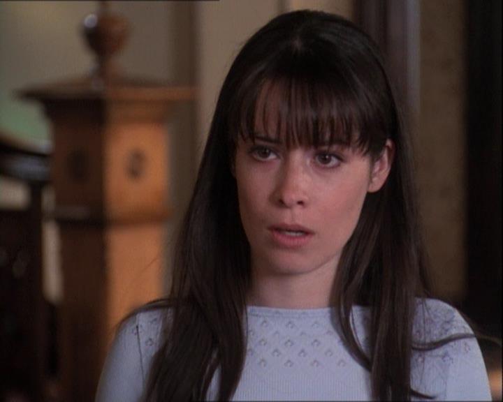 Charmed-Online-dot-net_121LoveHurts1583.jpg Charmed-Online-dot-net_121LoveHurts1583.jpg