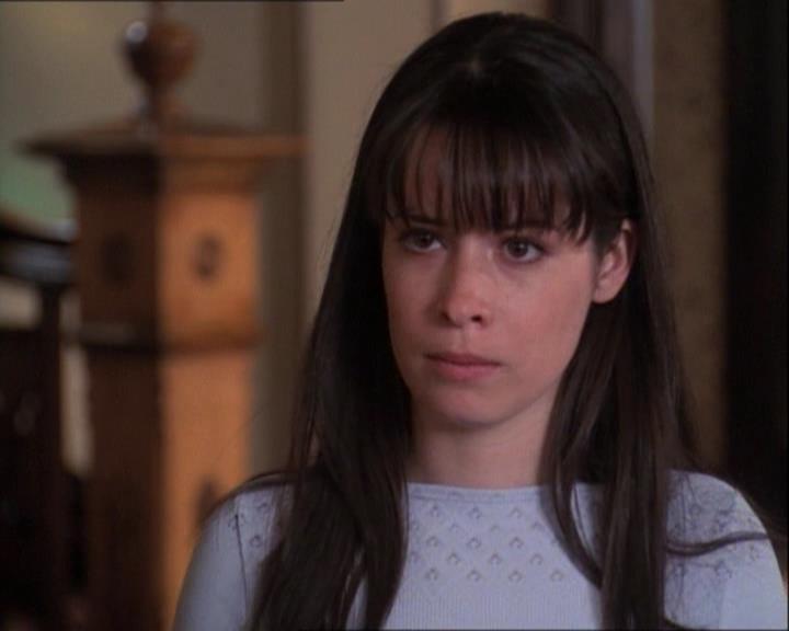 Charmed-Online-dot-net_121LoveHurts1584.jpg Charmed-Online-dot-net_121LoveHurts1584.jpg